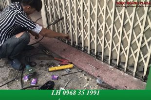Thợ sửa cửa sắt tại nhà TP HCM giá rẻ, dịch vụ sửa chữa cửa sắt chuyên nghiệp